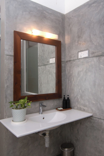 Bathroom 4, Jade Green Hotel Hambantota, Hambantota