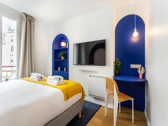 Bedroom 2, Stunning apartment - 2BR/6P - Ste Marguerite, Paris