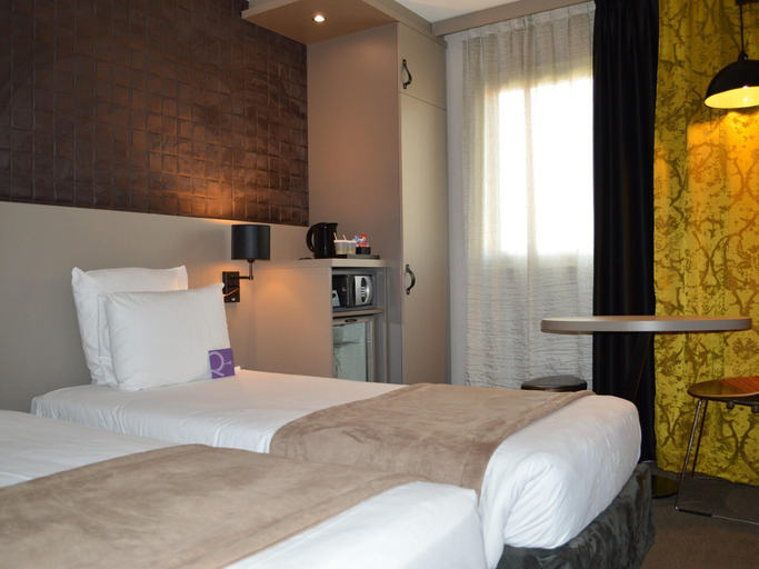 Bedroom 5, Mercure Paris Porte de Pantin Hotel, Seine-Saint-Denis