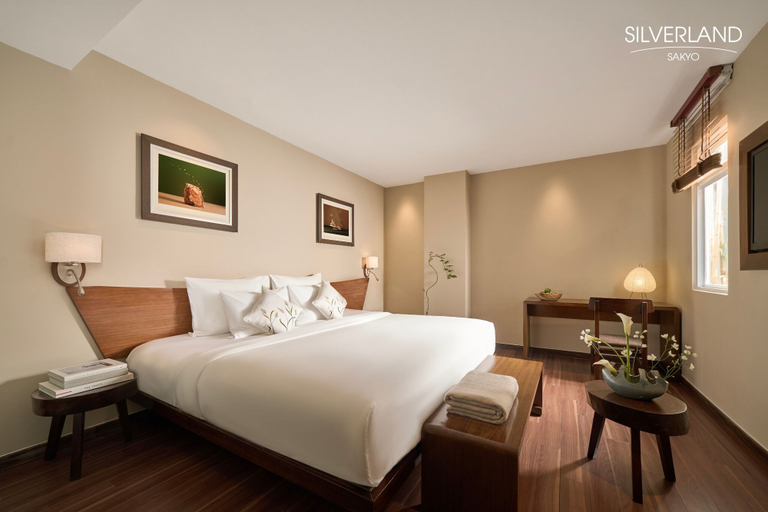 Bedroom 5, Silverland Sakyo Hotel & Spa, District 1