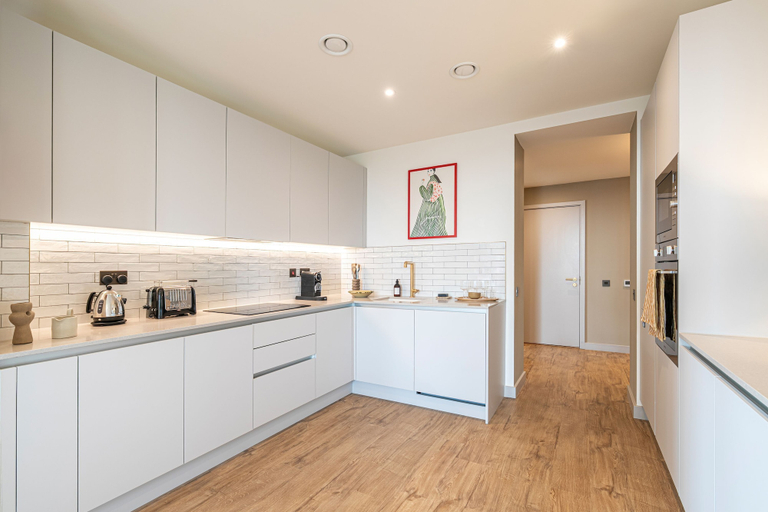 Room 3, The Eades ADC Atelier 2 Bed, London