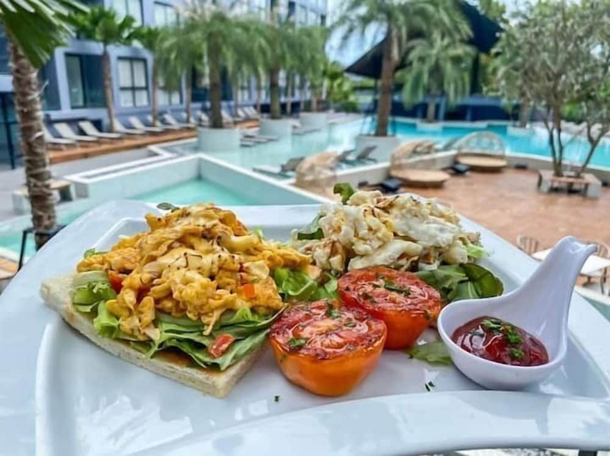 Food & Drinks 3, Best Facilities Fully Apartment c110, Pulau Phuket