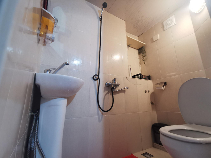 Bathroom 3, Harmony Hostel, Batumi