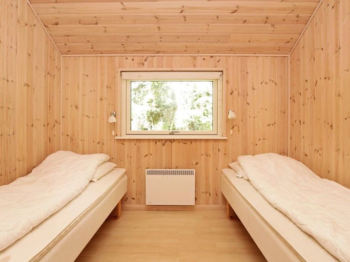 Bedroom 2, 4 Star Holiday Home in Rodby, Lolland