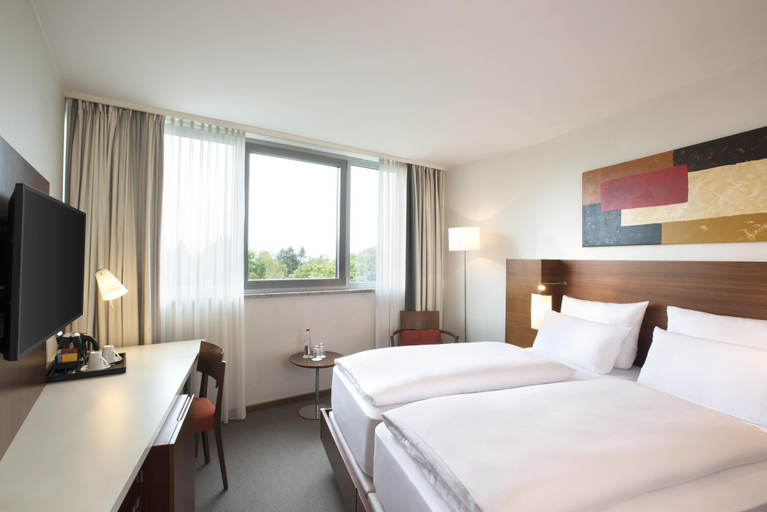 Bedroom 2, NH Frankfurt Niederrad, Frankfurt am Main