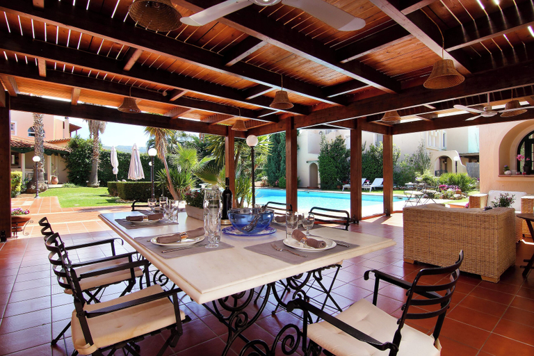 Food & Drinks, Oasis Pool House by GHH, Attica