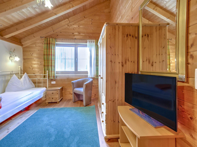 Bedroom 2, Feriendorf Wildschonau- Cozy Alpine Chalet, Kufstein