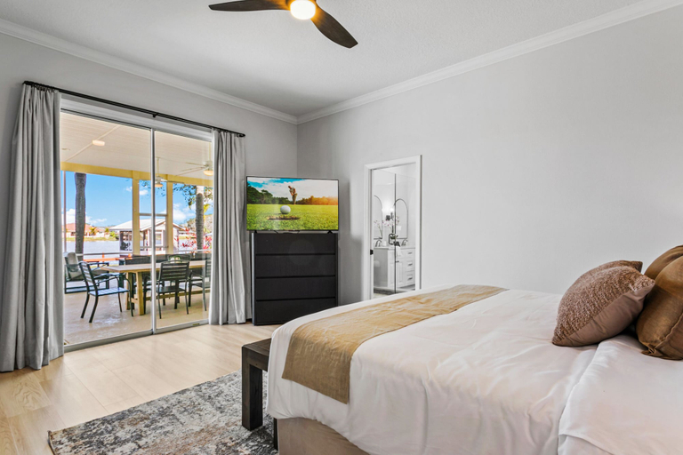 Bedroom 3, Waterfront Pool Pickleball Basket Sleeps 18, Hillsborough