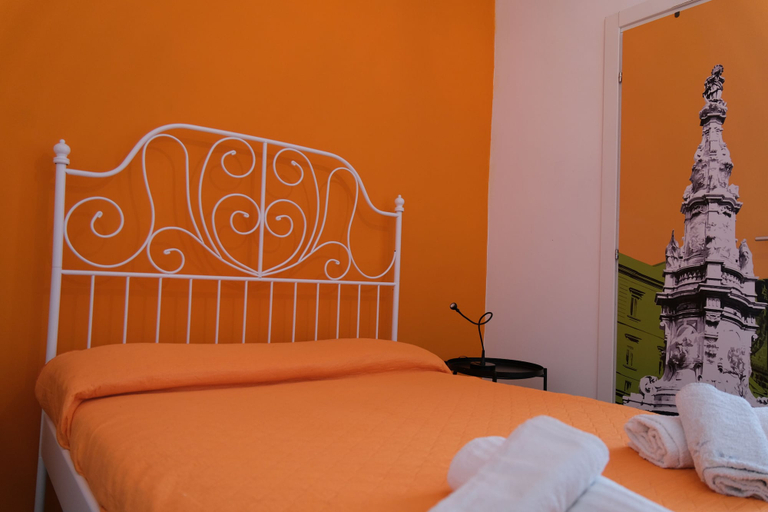 Room 5, Bed & Breakfast Tarumbò - Napoli, Napoli