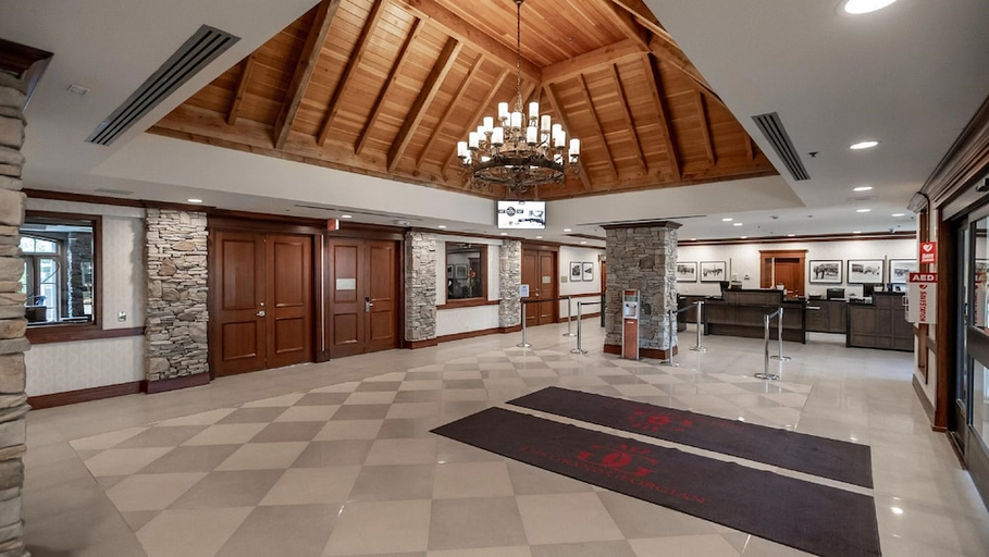 Public Area 4, Blue Mountain Resort Village Suites, Grey
