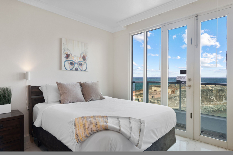 Room 2, Lagoon407-bl in San Juan