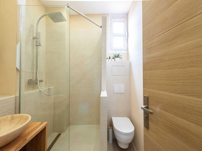 Bathroom 3, Modern apartment -2BDR/6P - 300m from the BEACH, Alpes-Maritimes