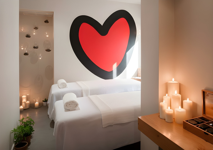 Bedroom 4, Cucu Hotel