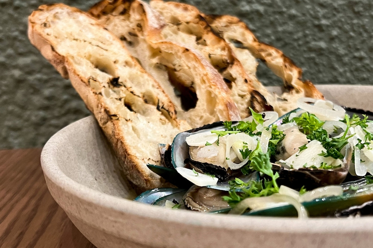 Food & Drinks 5, Mantra Mount Gambier, Mount Gambier