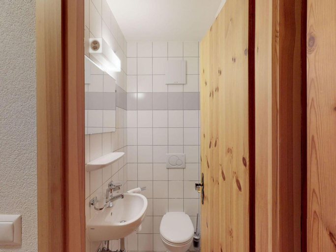 2, Comfy apartment with terrace, Conthey
