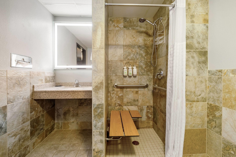 Bathroom 3, AmericInn by Wyndham Chamberlain - Conference Center, Brule