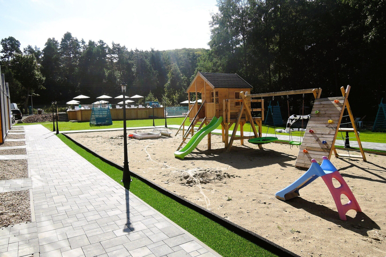 Garden 4, Holiday Homes With Swimming Pool, Close to the sea, Kamień