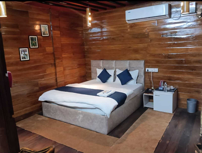 Room 3, Lemon wood Cottage, Lakhimpur