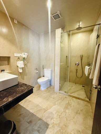 Bathroom, Hotel Drukyul, Chang