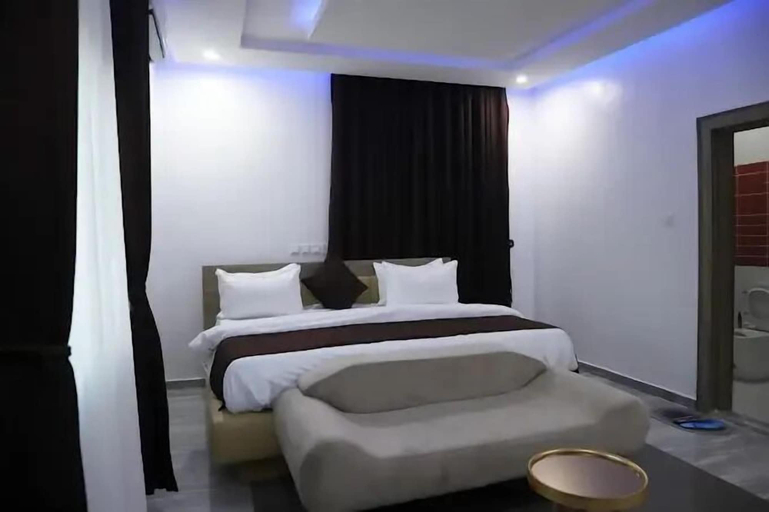 Room 5, Fravio Apartment, Bwari