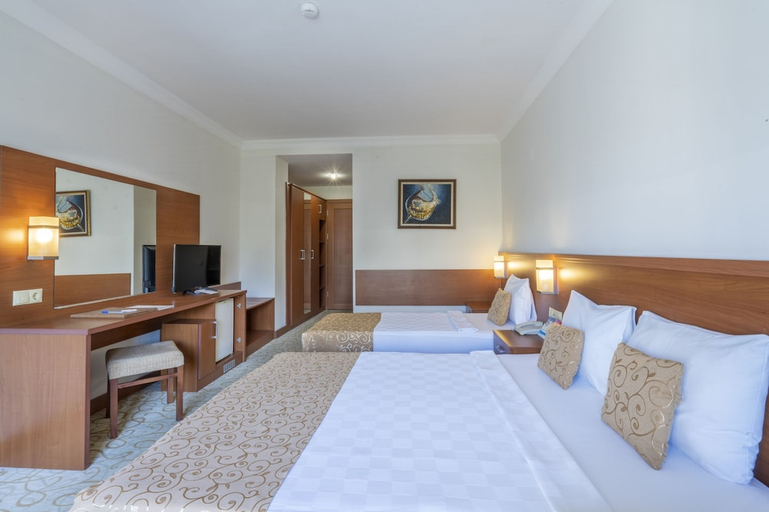 Bedroom 4, Miarosa Konaklı Garden - All Inclusive, Alanya
