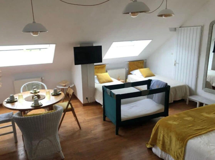 Bedroom 4, TOUT BONNEMENT BIEN, Calvados