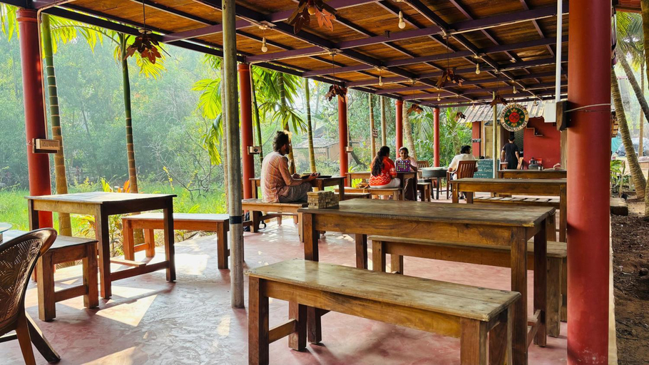 Food & Drinks 2, HostelExp, Gokarna - A Slow-Paced Backpackers Community, Uttara Kannada