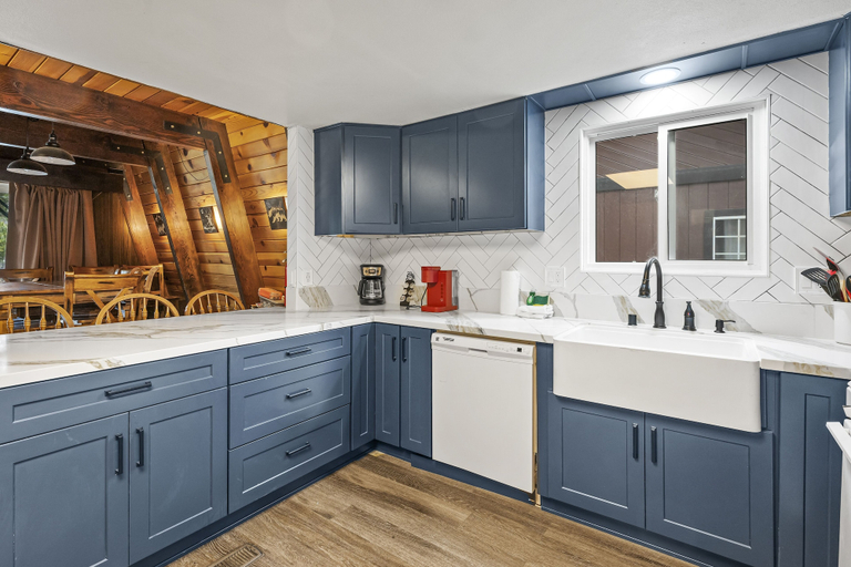 Others 5, The Bears Lair Perfect for family, San Bernardino