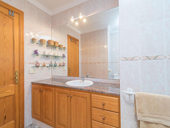 Bathroom 3, Can Canastro - Villa With Private Pool. Free Wifi, Baleares