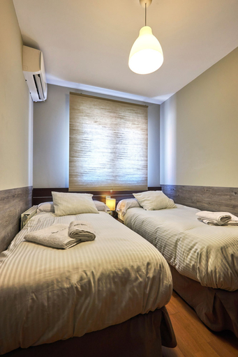 Room 3, AV Soterra a 1B in Vila, Ávila