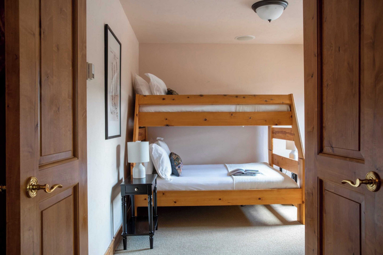 Bedroom 4, Zendo by Avantstay Serene Mountain Abode w/ Hot Tub & Views, Summit