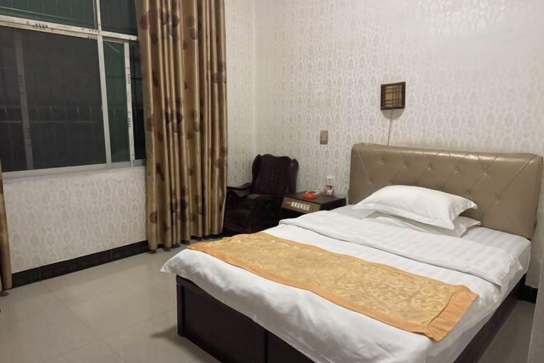 Bedroom 2, Guangnan Qiyiyuan Hotel, Wenshan Zhuang and Miao