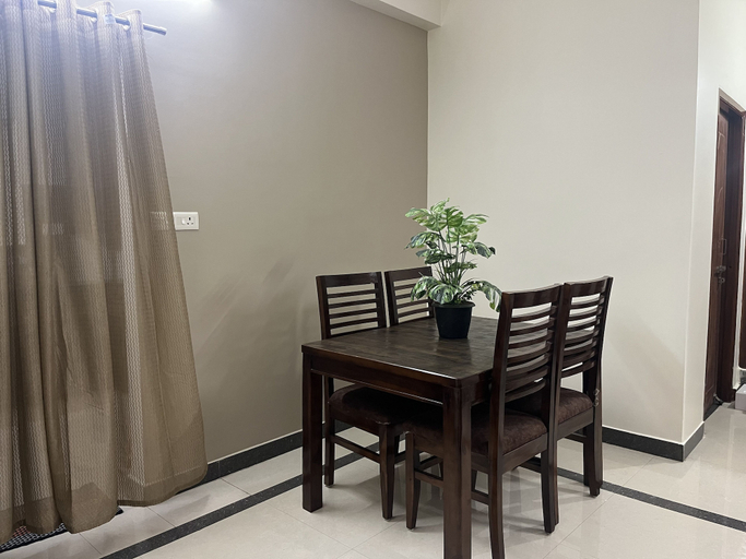 In-room dining 5, 2BHK-Gachibowli 200 MBPS Wi‑Fi+ Upgraded Bathrooms, Hyderabad