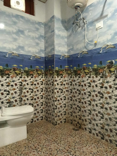 Bathroom, BRIJ KLYDE EXPRESS, Dehradun