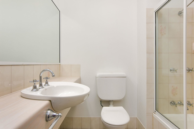 Bathroom 5, Comfort Inn Cairns City, Cairns