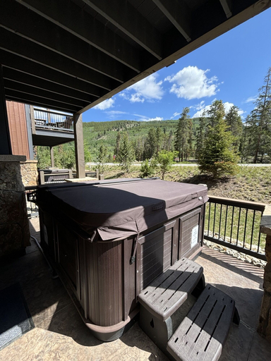 Property grounds 2, River Run Townhome RR84 - RVJR by RedAwning, Summit