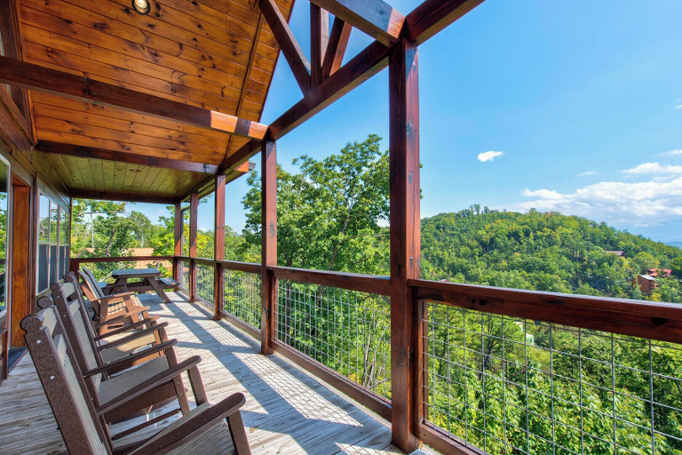 Property grounds 4, Majestic View, Sevier