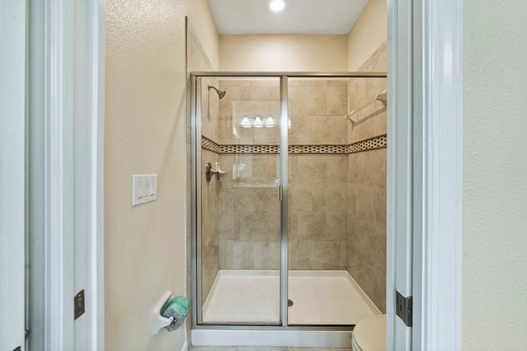 Bathroom 4, 1467 Rolling Fairway Drive, Osceola