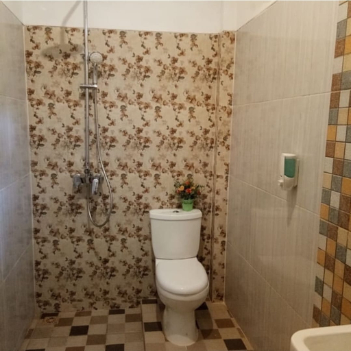 Bathroom 4, Velldan Guest House Syariah, Madura Island