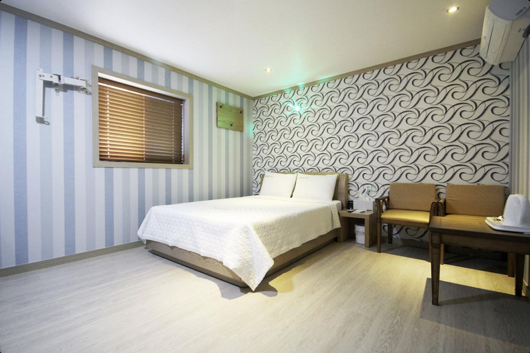Bedroom 3, Yeosu 25, Yeosu