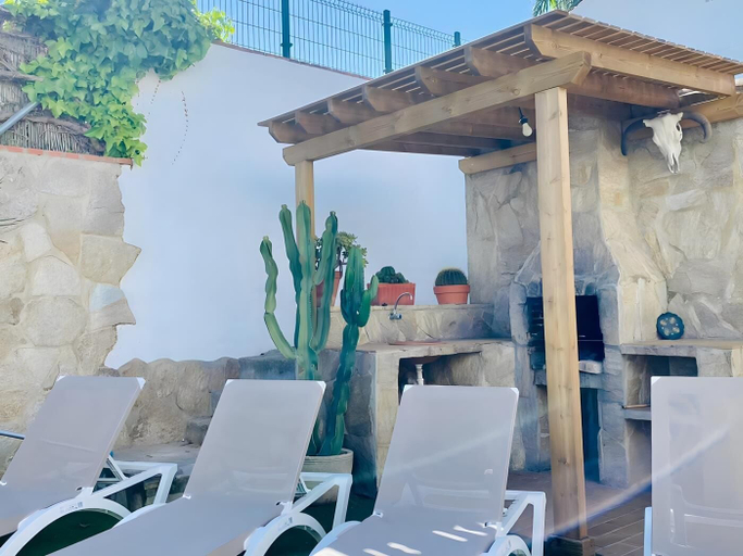 Exterior 2, Amplio Chalet con Piscina, Cádiz