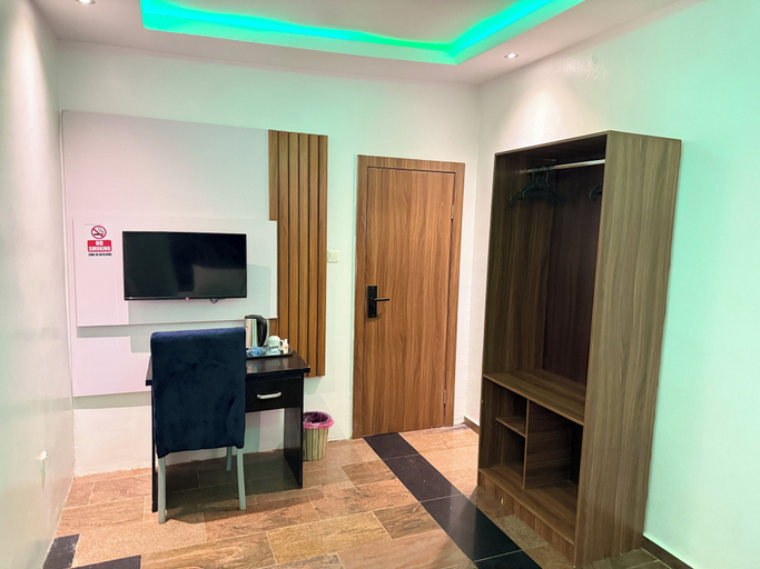 Room 3, Msquare Comfort, Obafemi-Owode