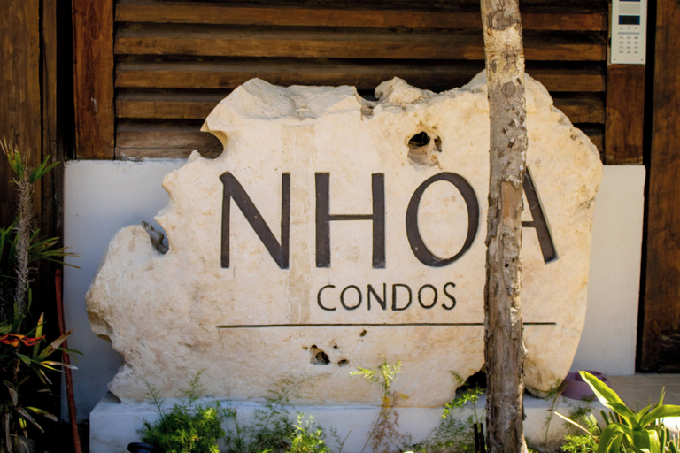 Building design 3, NHOA 111A 2BR Condo Pool access, Cozumel