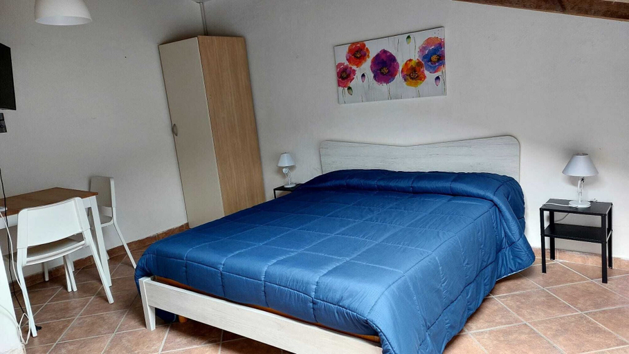 Bedroom 4, B&B Don Peppe, Salerno