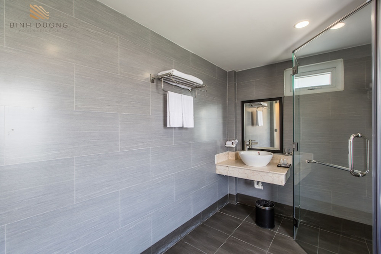 Bathroom, Binh Duong Resident Hotel, Da Nang