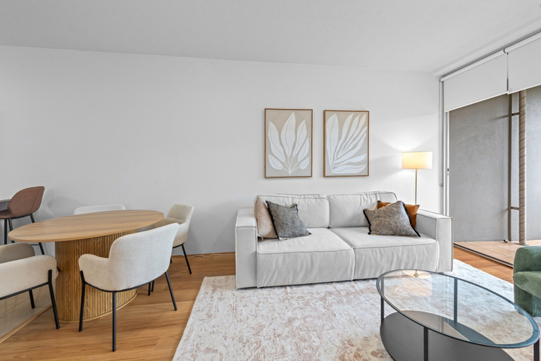 Living area 3, Modern Southbank Parklands Apartment Retreat, Brisbane