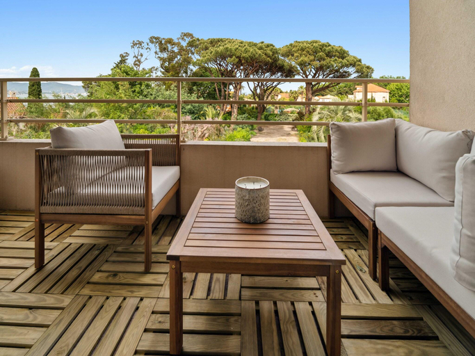 5, Modern apartment sea view -2BR-4P- Saint-Tropez, Var