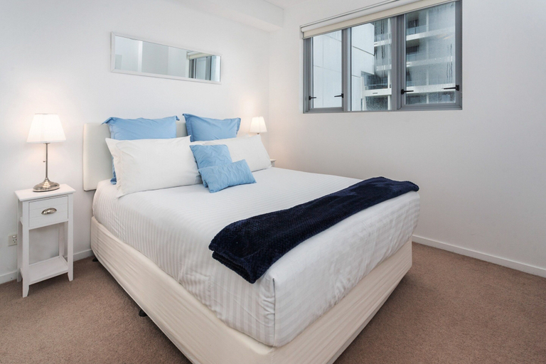 Room 5, Beautiful Unit With Gym and Pool Near Museums, Brisbane
