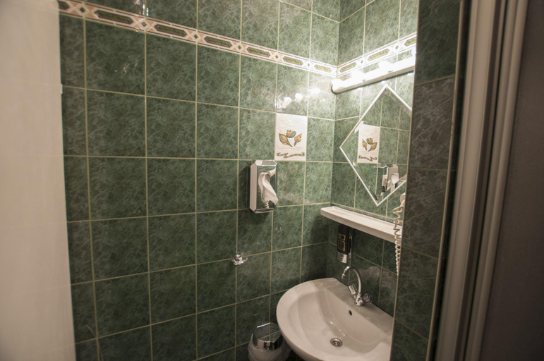 Bathroom 5, Urban Boutique Hotel, Wien