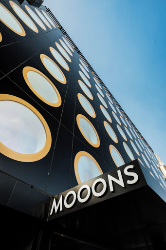 Exterior & Views 2, MOOONS, Wien